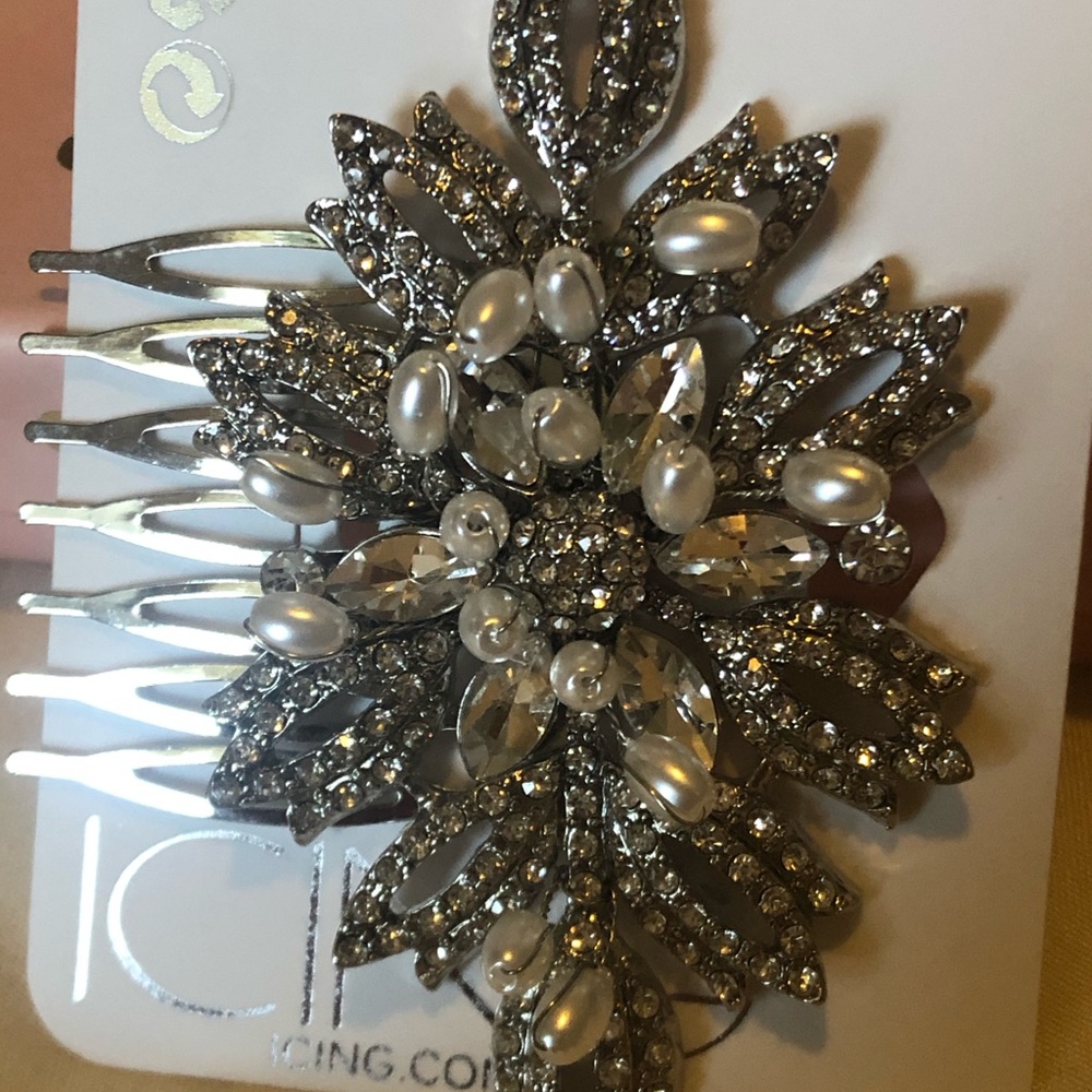 Icing Hair Comb - Picture 3 of 3